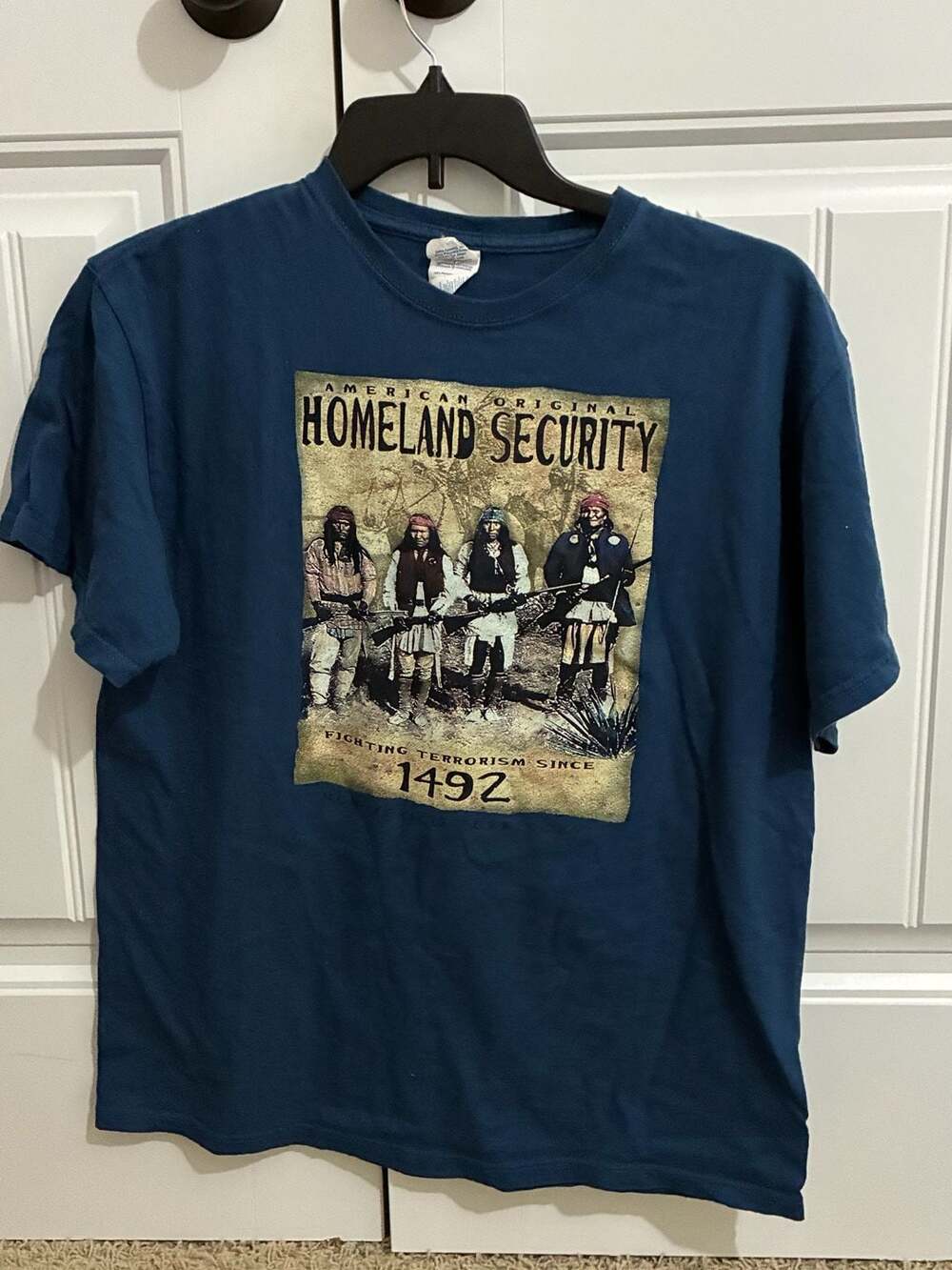 Delta Apparel Homeland Security Fighting Terrorism Since 1492 T-Shirt Size L
